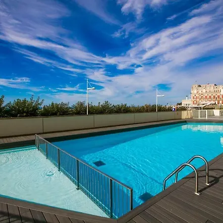 Апартаменты Design Coeur De Биарриц